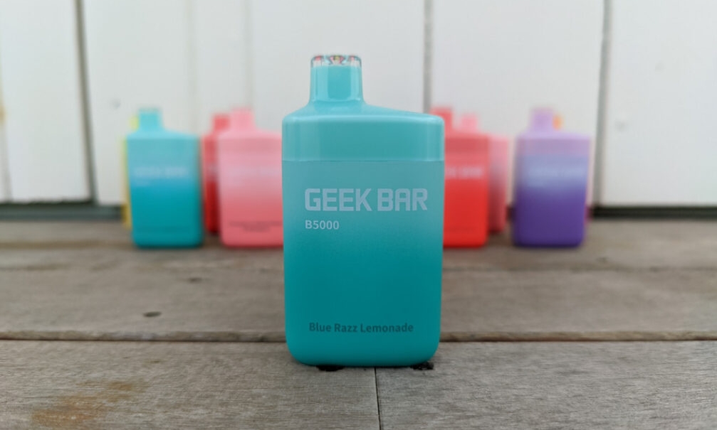 Geek Bar B5000 Vape - Blue Razz Lemonade: A Refreshing Revolution in Vaping